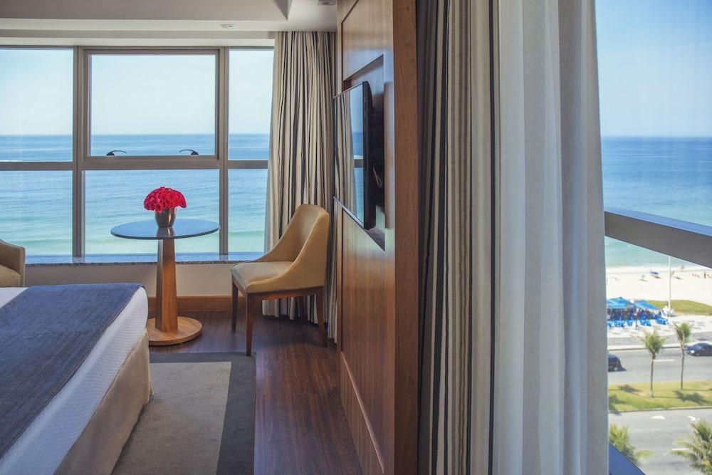 Windsor Marapendi Hotel ริโอเดจาเนโร ภายนอก รูปภาพ A room at the Hilton Tel Aviv